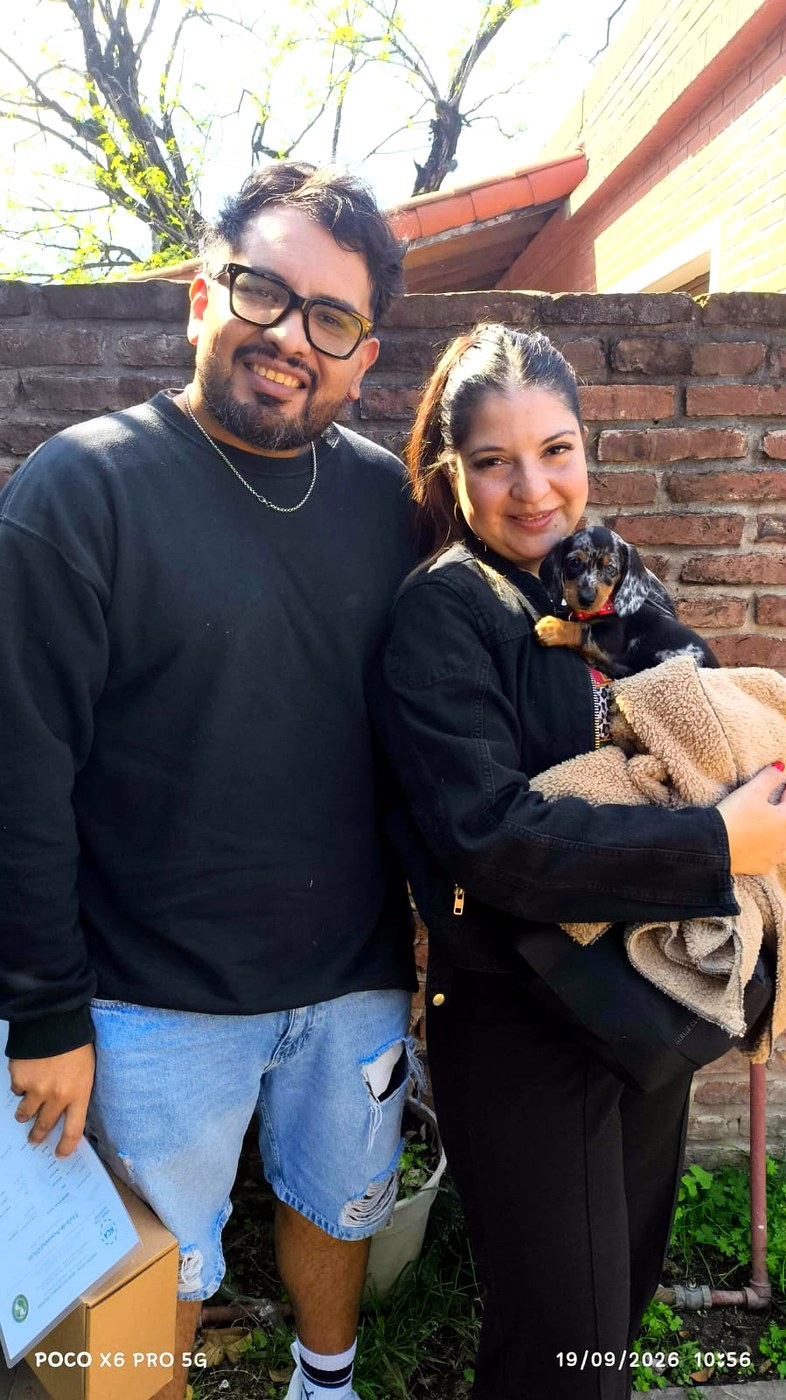 Isabella hoy, con su familia